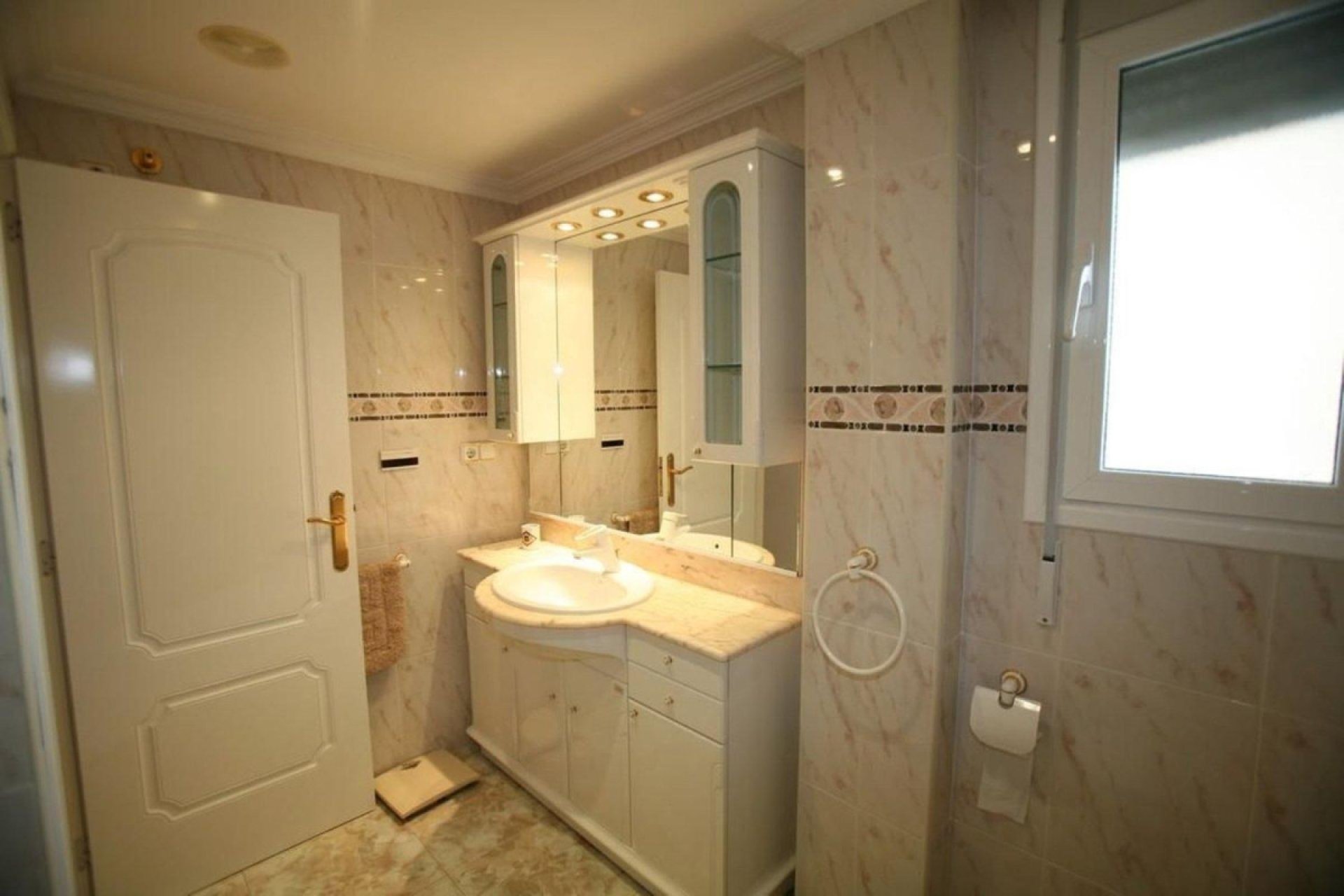 Resale - Apartment / flat -
Calpe - Calpe Centro