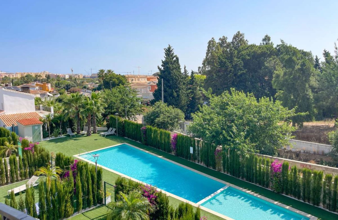 Resale - Apartment / flat -
Denia - Denia Centro