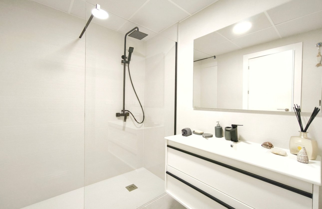 Resale - Apartment / flat -
Denia - Denia Centro