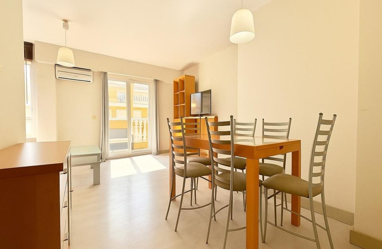 Resale - Apartment / flat -
Denia - Denia Centro