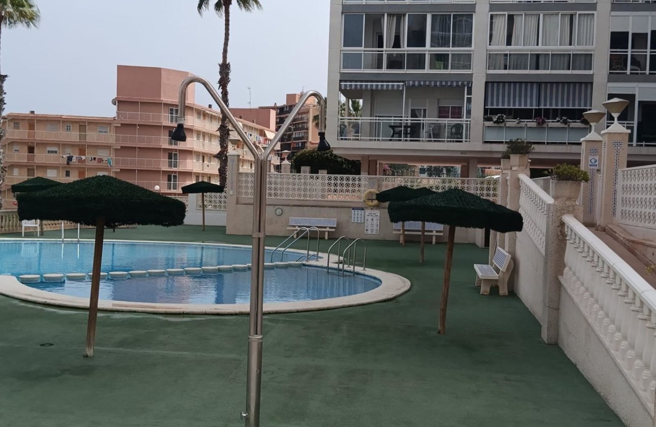 Resale - Apartment / flat -
Elche - Arenales del Sol
