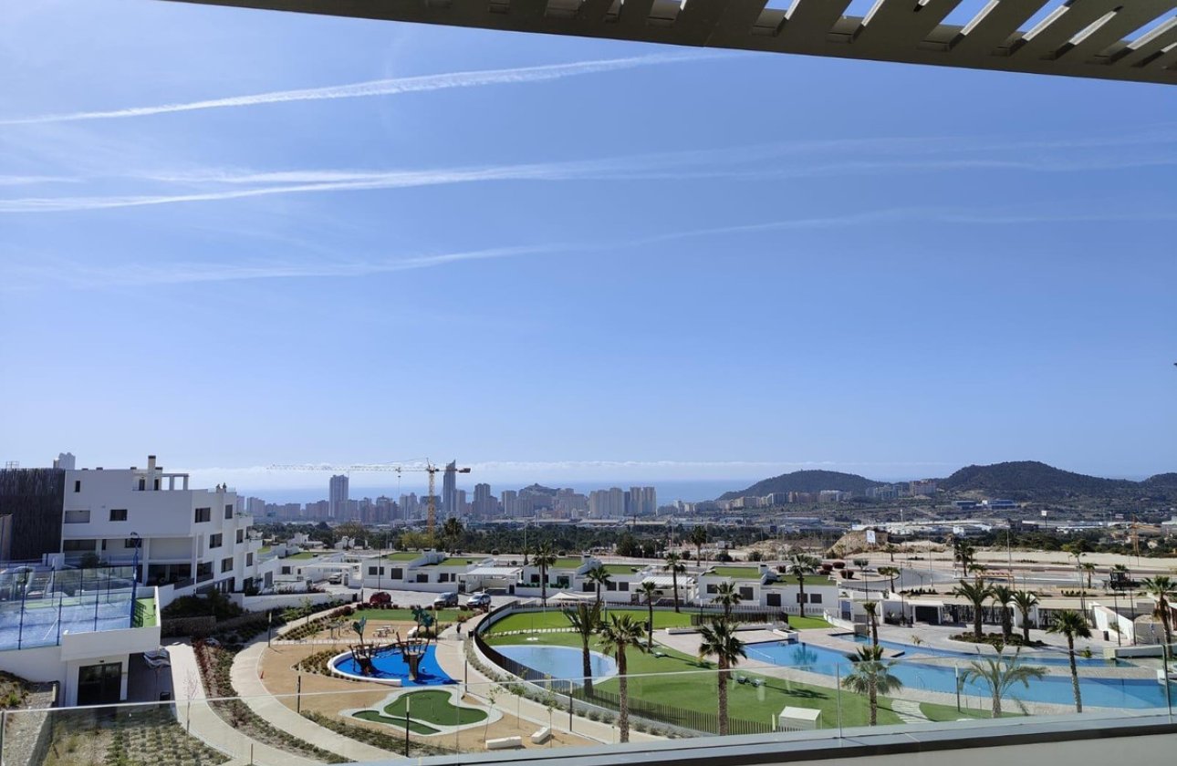 Resale - Apartment / flat -
Finestrat