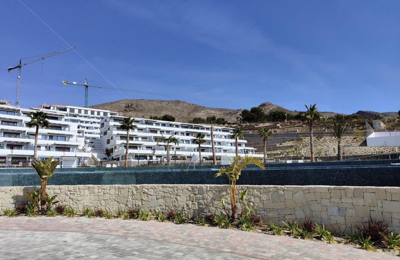 Resale - Apartment / flat -
Finestrat