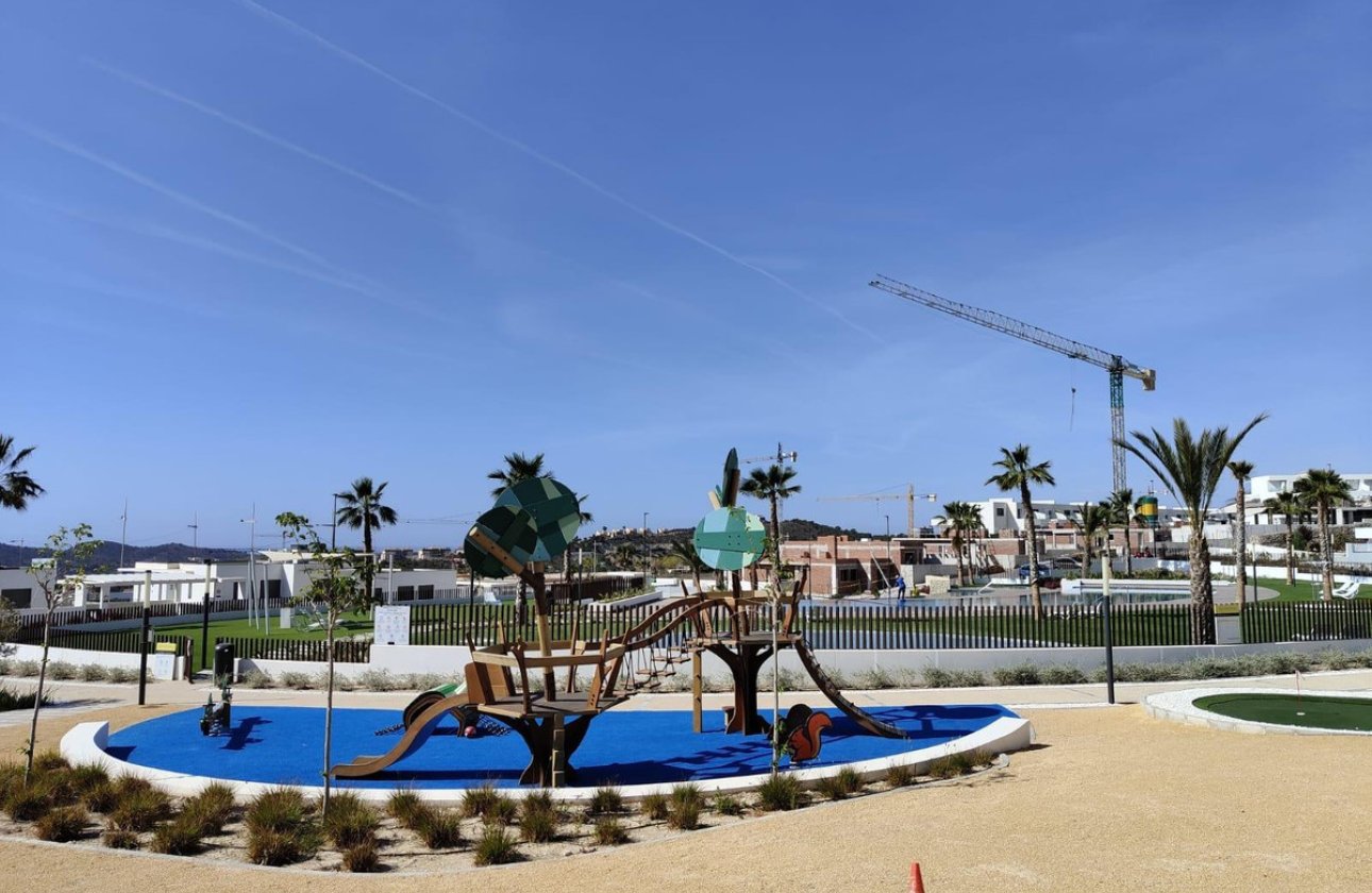 Resale - Apartment / flat -
Finestrat