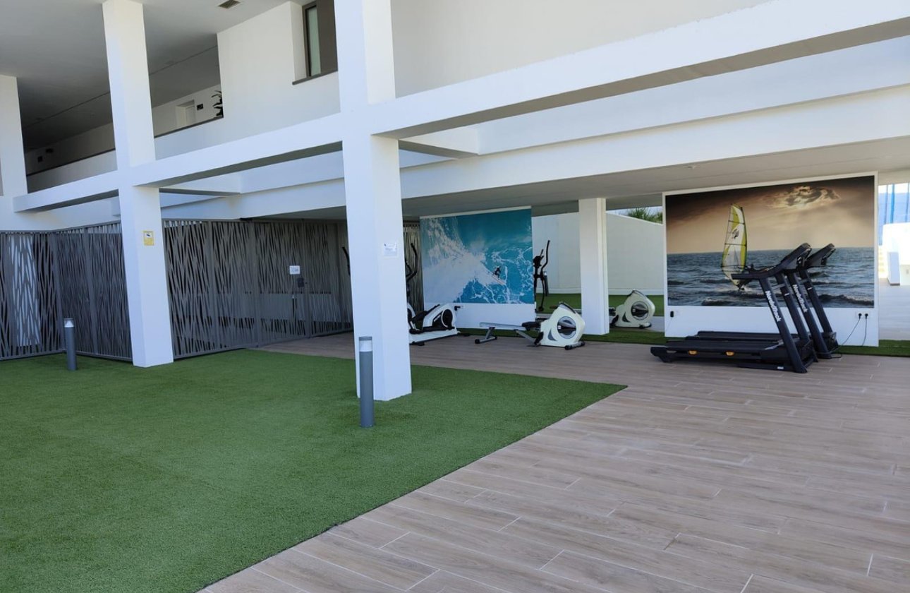 Resale - Apartment / flat -
Finestrat