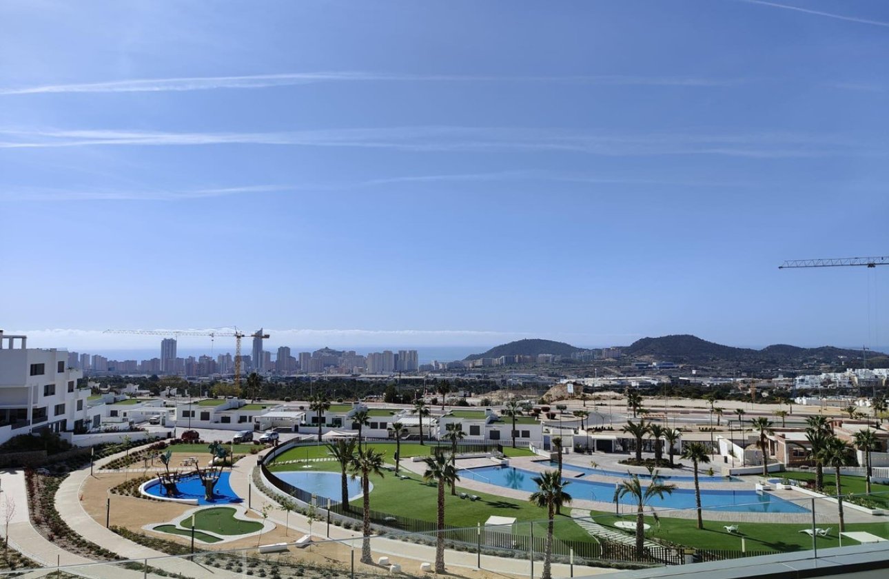 Resale - Apartment / flat -
Finestrat