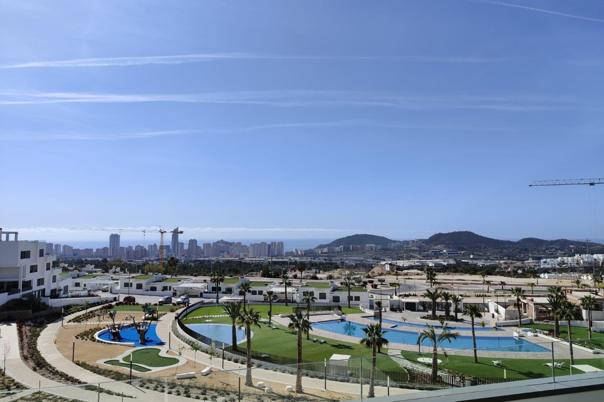 Resale - Apartment / flat -
Finestrat