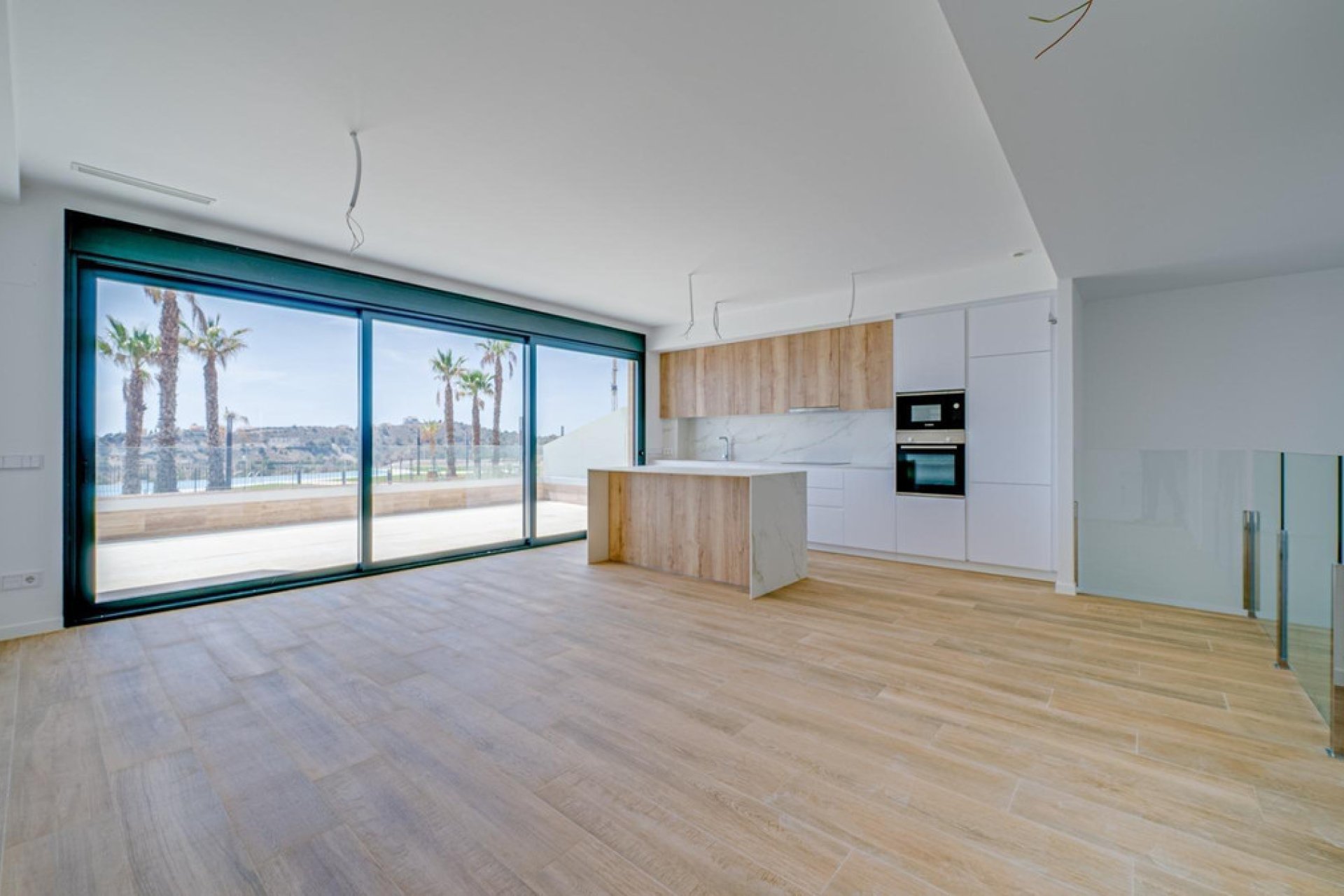 Resale - Apartment / flat -
Finestrat