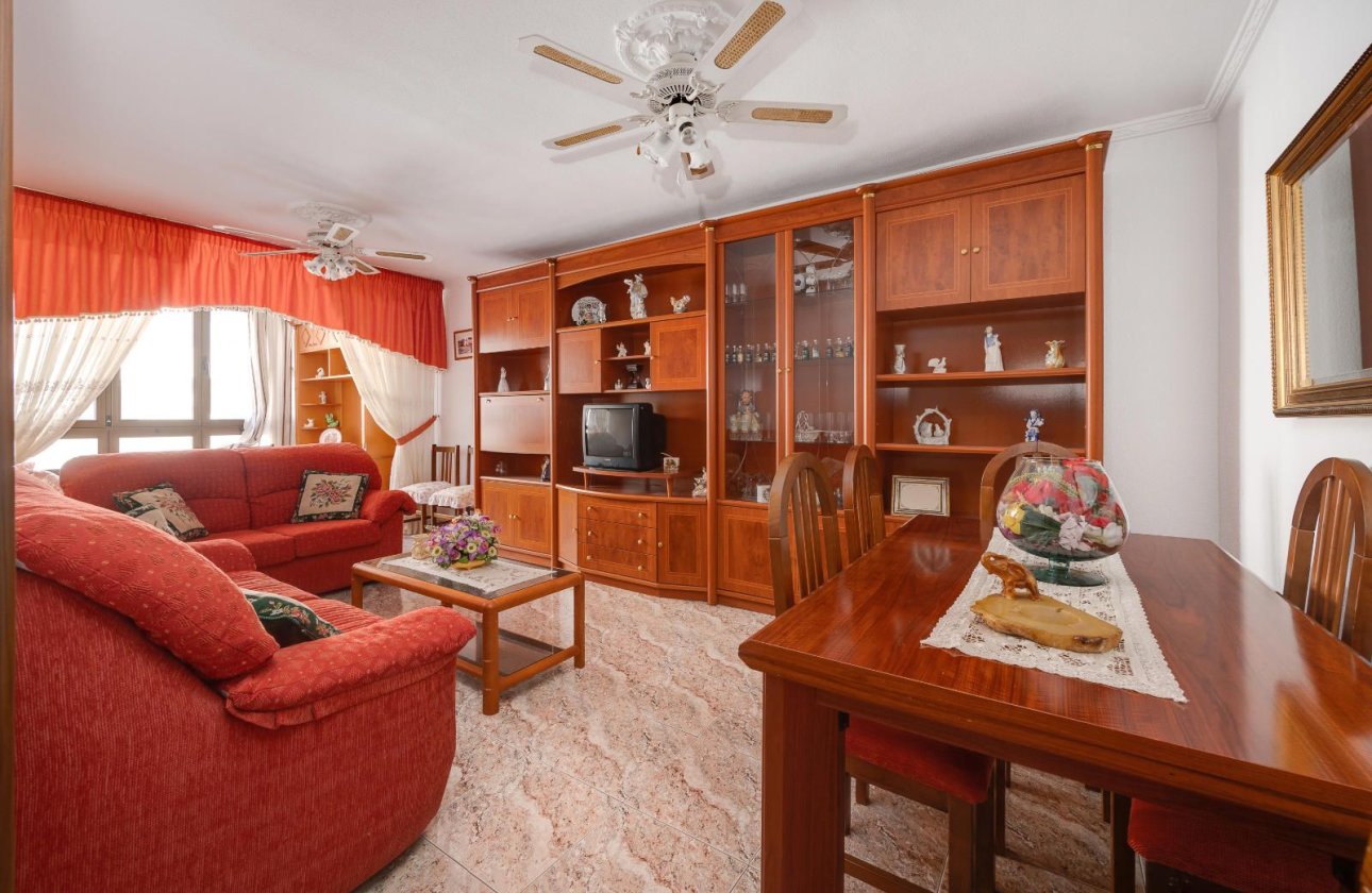 Resale - Apartment / flat -
Guardamar del Segura - CENTRO