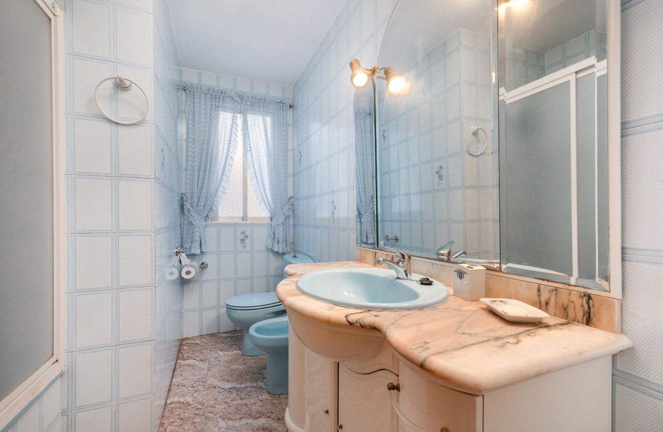 Resale - Apartment / flat -
Guardamar del Segura - CENTRO