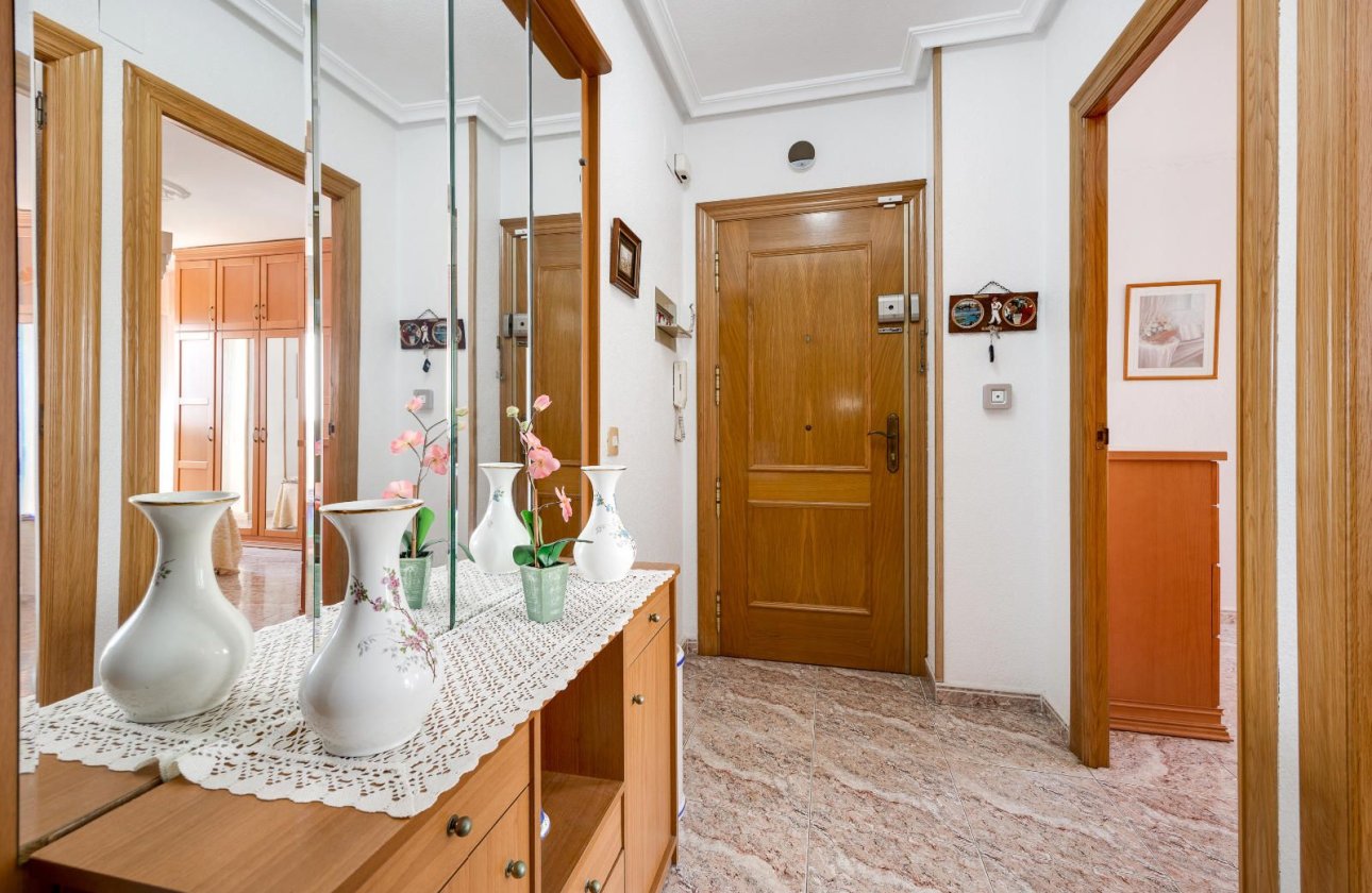 Resale - Apartment / flat -
Guardamar del Segura - CENTRO