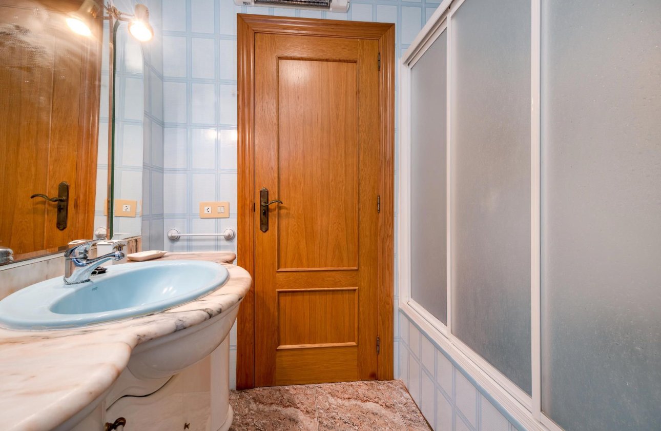 Resale - Apartment / flat -
Guardamar del Segura - CENTRO