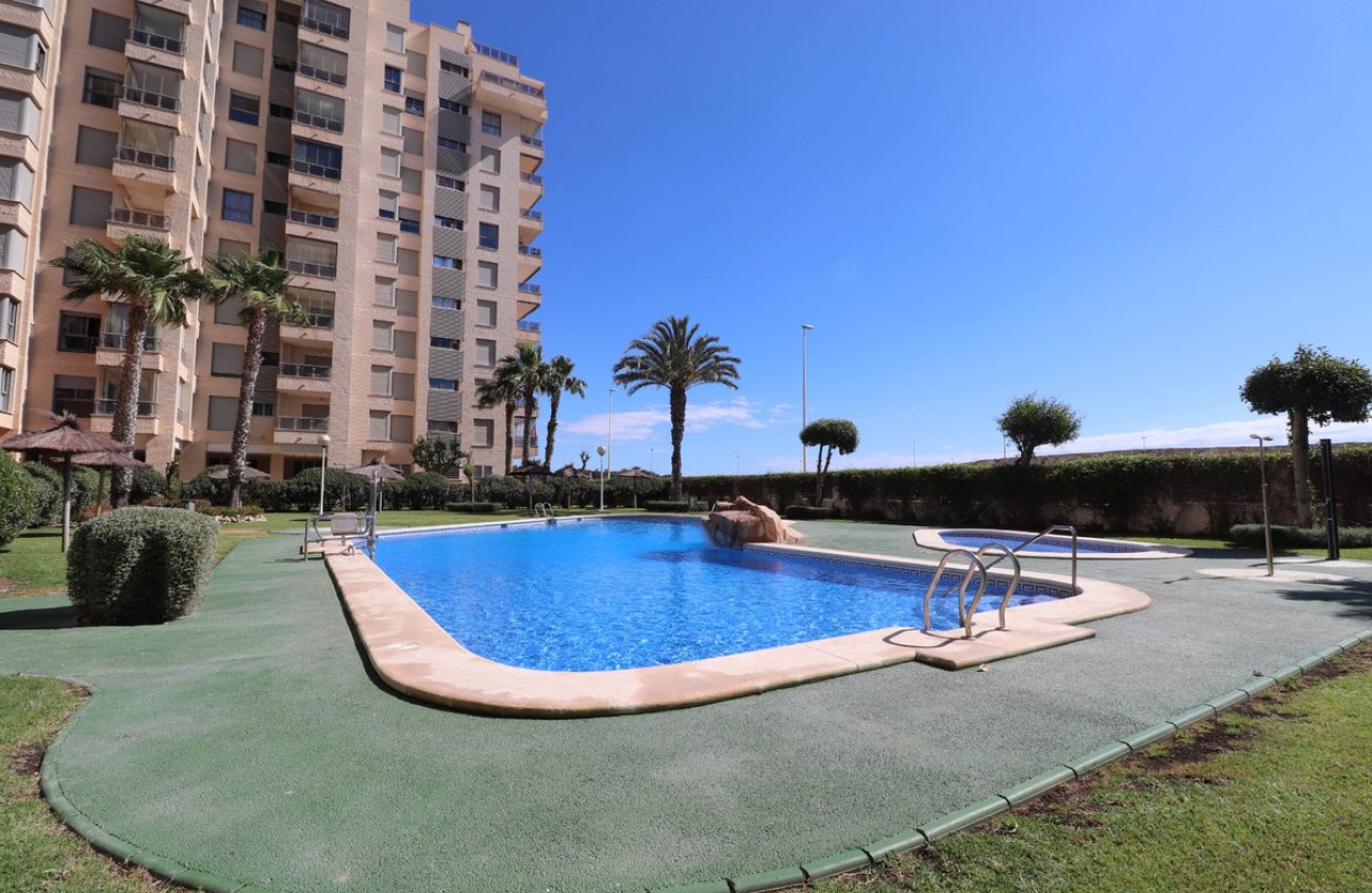Resale - Apartment / flat -
Guardamar del Segura - Guardamar del Segura Centro