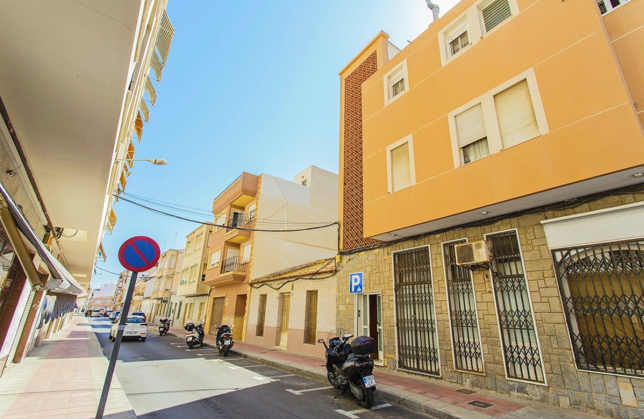 Resale - Apartment / flat -
Guardamar del Segura - Guardamar del Segura Centro