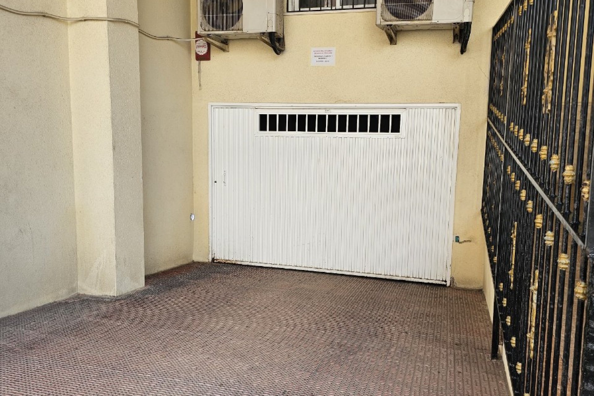 Resale - Apartment / flat -
Guardamar del Segura - Guardamar del Segura Centro