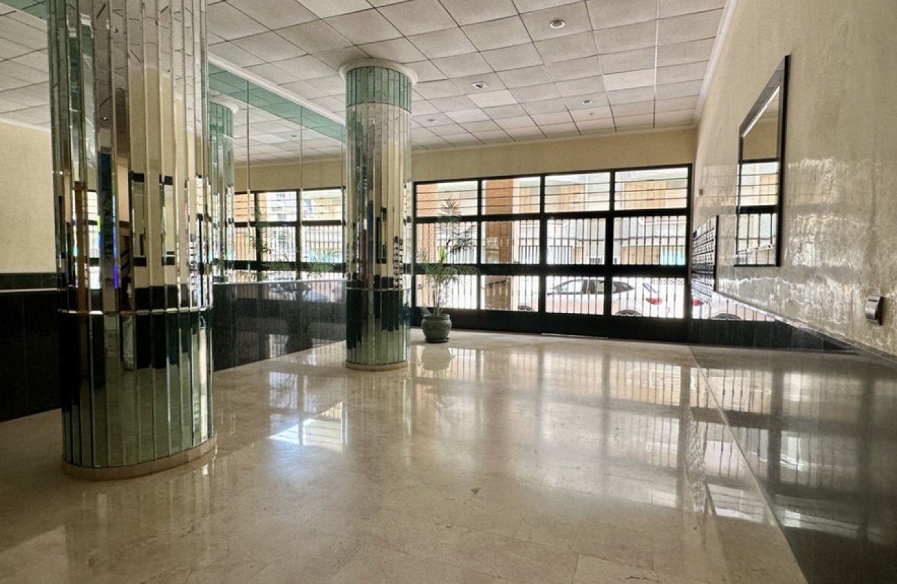 Resale - Apartment / flat -
Guardamar del Segura - Guardamar del Segura Centro