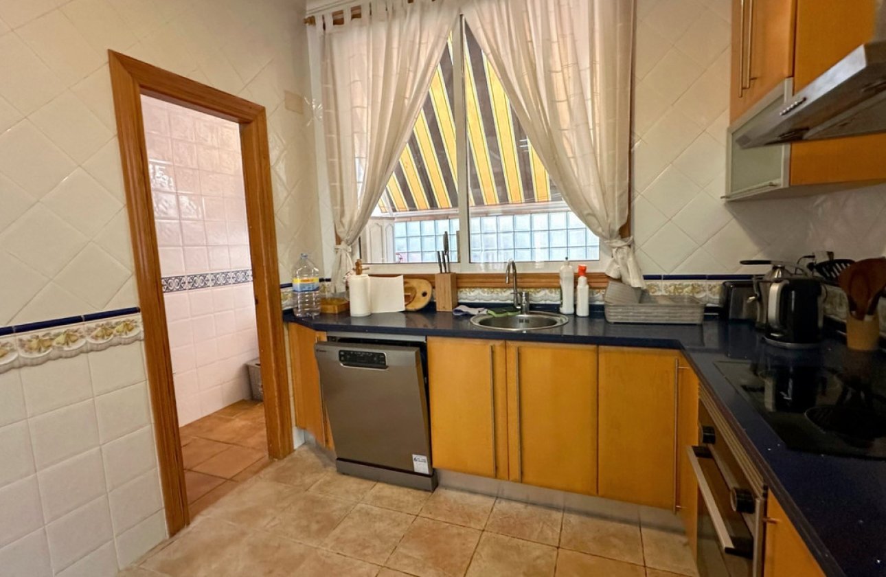 Resale - Apartment / flat -
Guardamar del Segura - Guardamar del Segura Centro