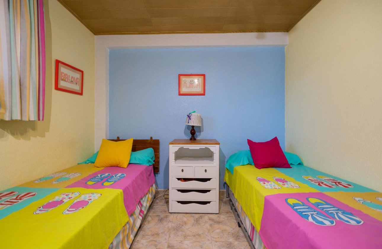 Resale - Apartment / flat -
Guardamar del Segura - Pinomar