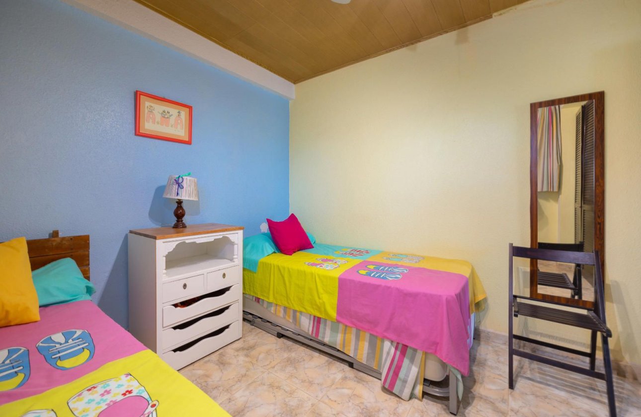 Resale - Apartment / flat -
Guardamar del Segura - Pinomar