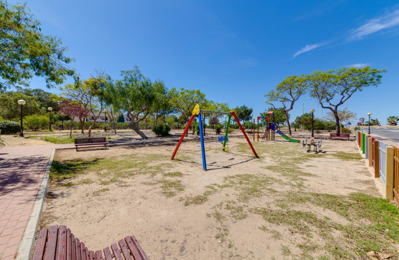 Resale - Apartment / flat -
Guardamar del Segura - Pinomar