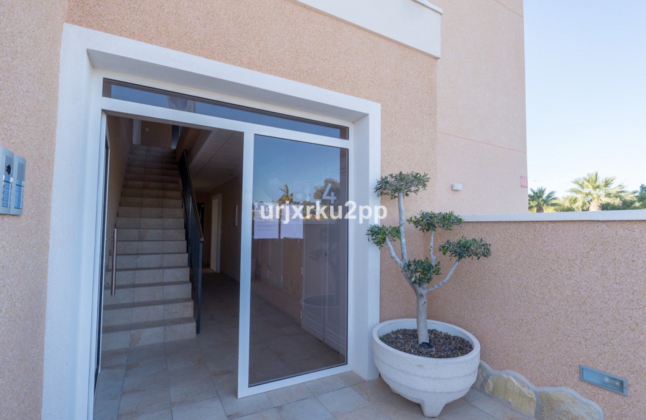 Resale - Apartment / flat -
Guardamar del Segura - Urbanización El Raso