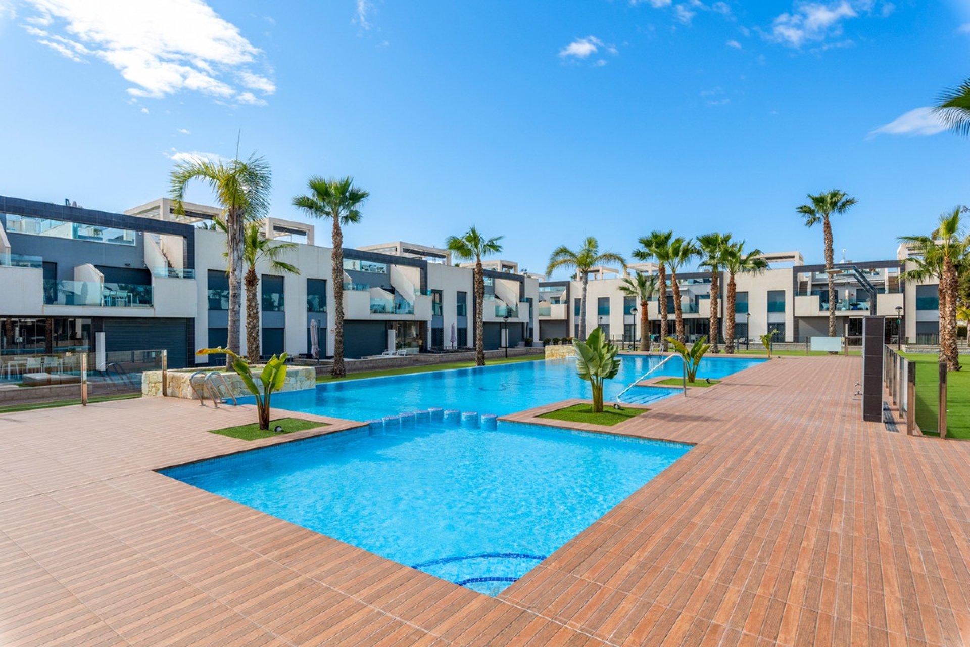 Resale - Apartment / flat -
Guardamar del Segura - Urbanización El Raso