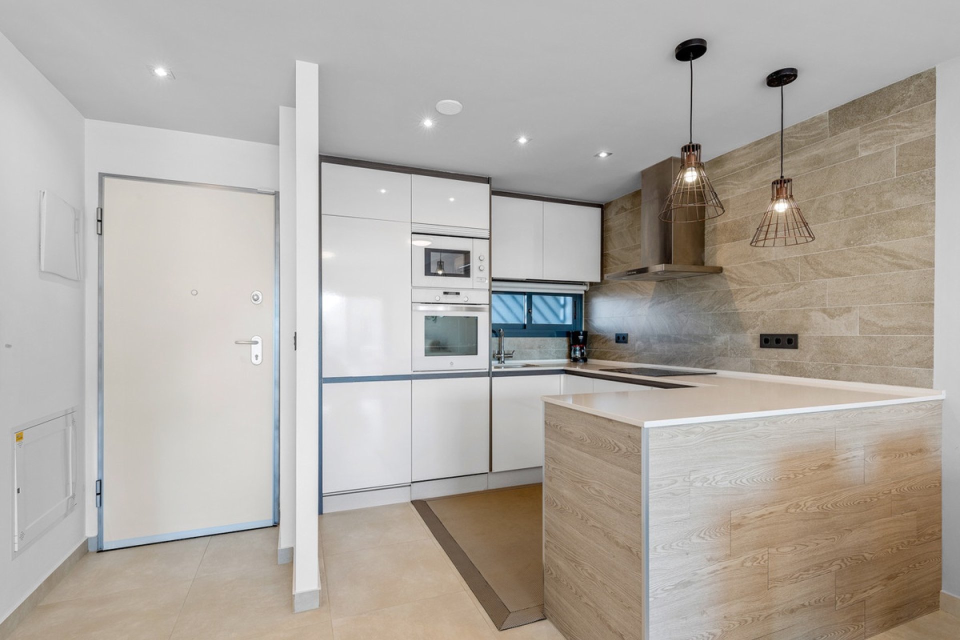 Resale - Apartment / flat -
Guardamar del Segura - Urbanización El Raso