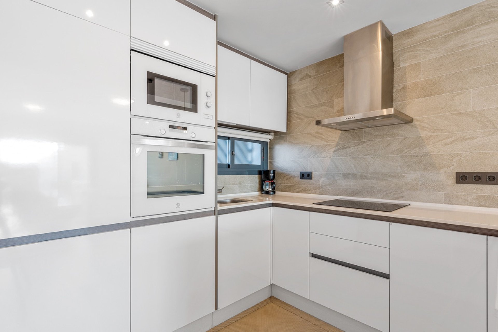 Resale - Apartment / flat -
Guardamar del Segura - Urbanización El Raso