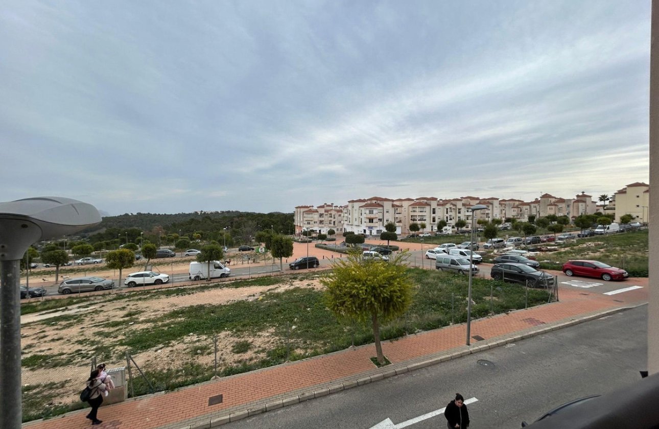 Resale - Apartment / flat -
La Nucía - La Nucia Centro