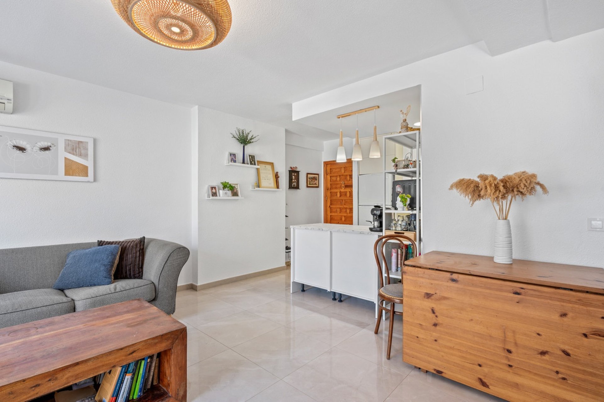 Resale - Apartment / flat -
La Nucía - La Nucia Centro