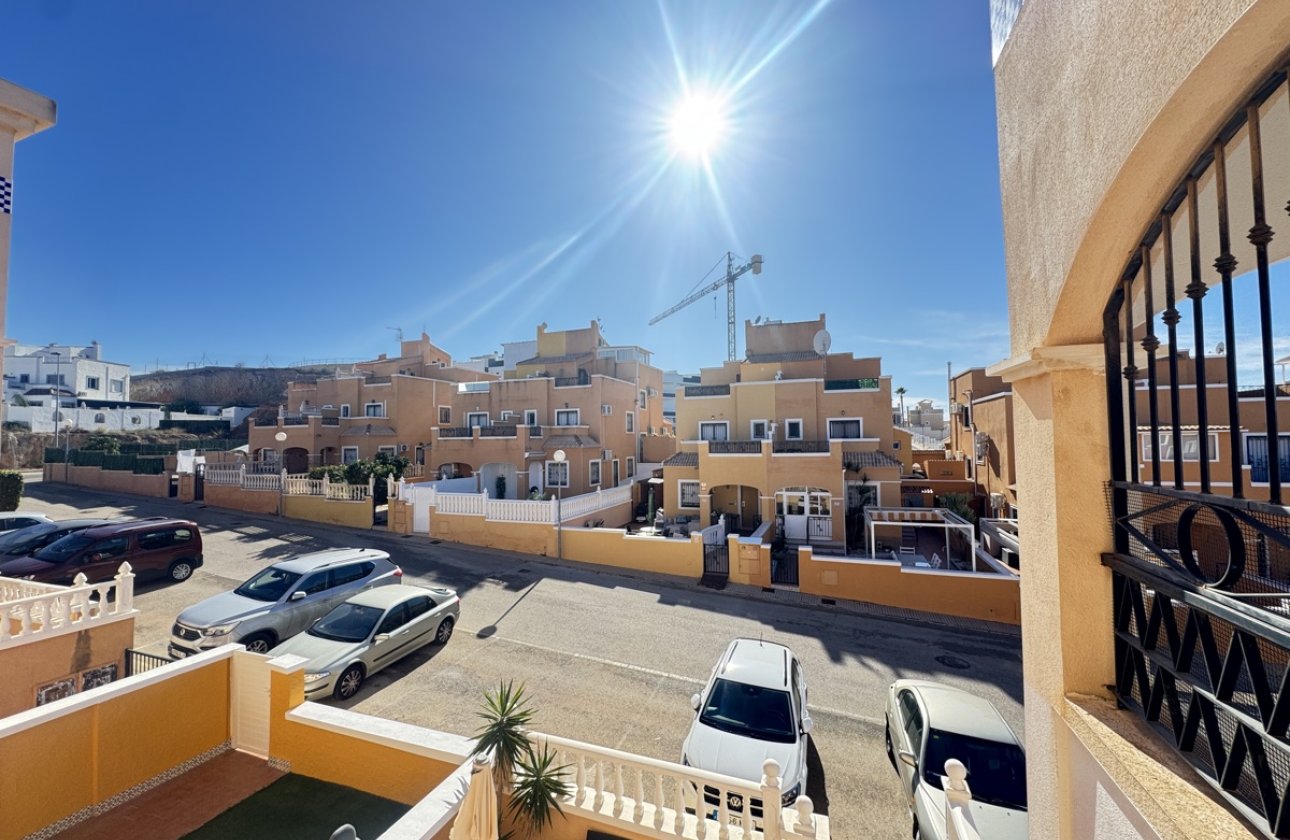 Resale - Apartment / flat -
Los Altos