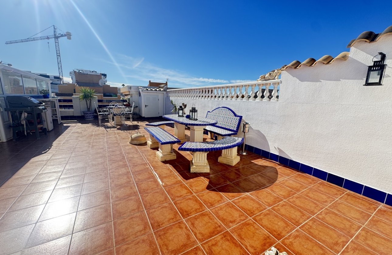 Resale - Apartment / flat -
Los Altos