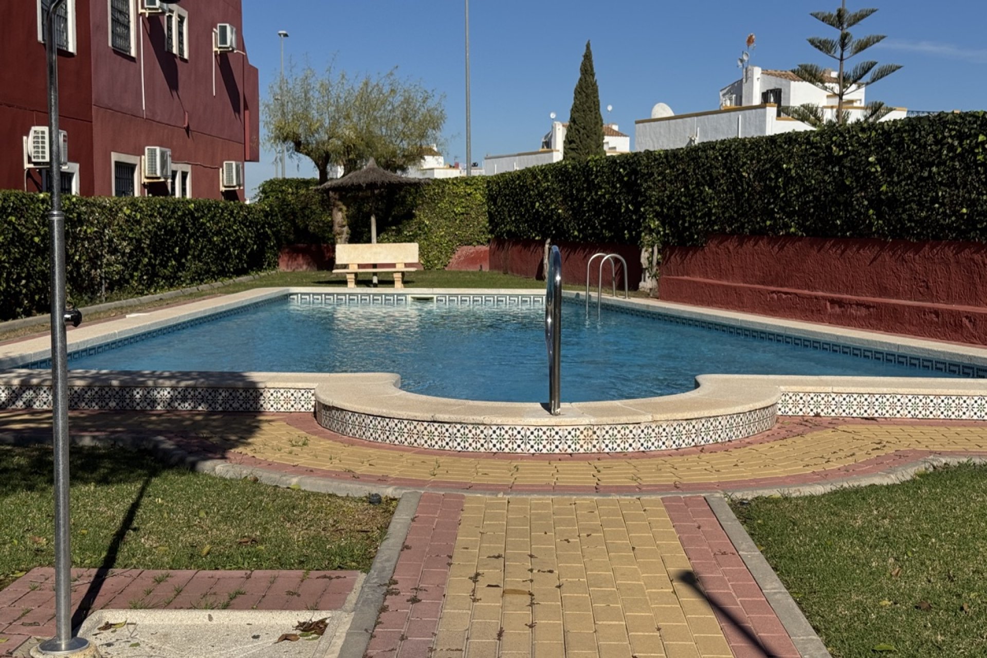 Resale - Apartment / flat -
Los Altos
