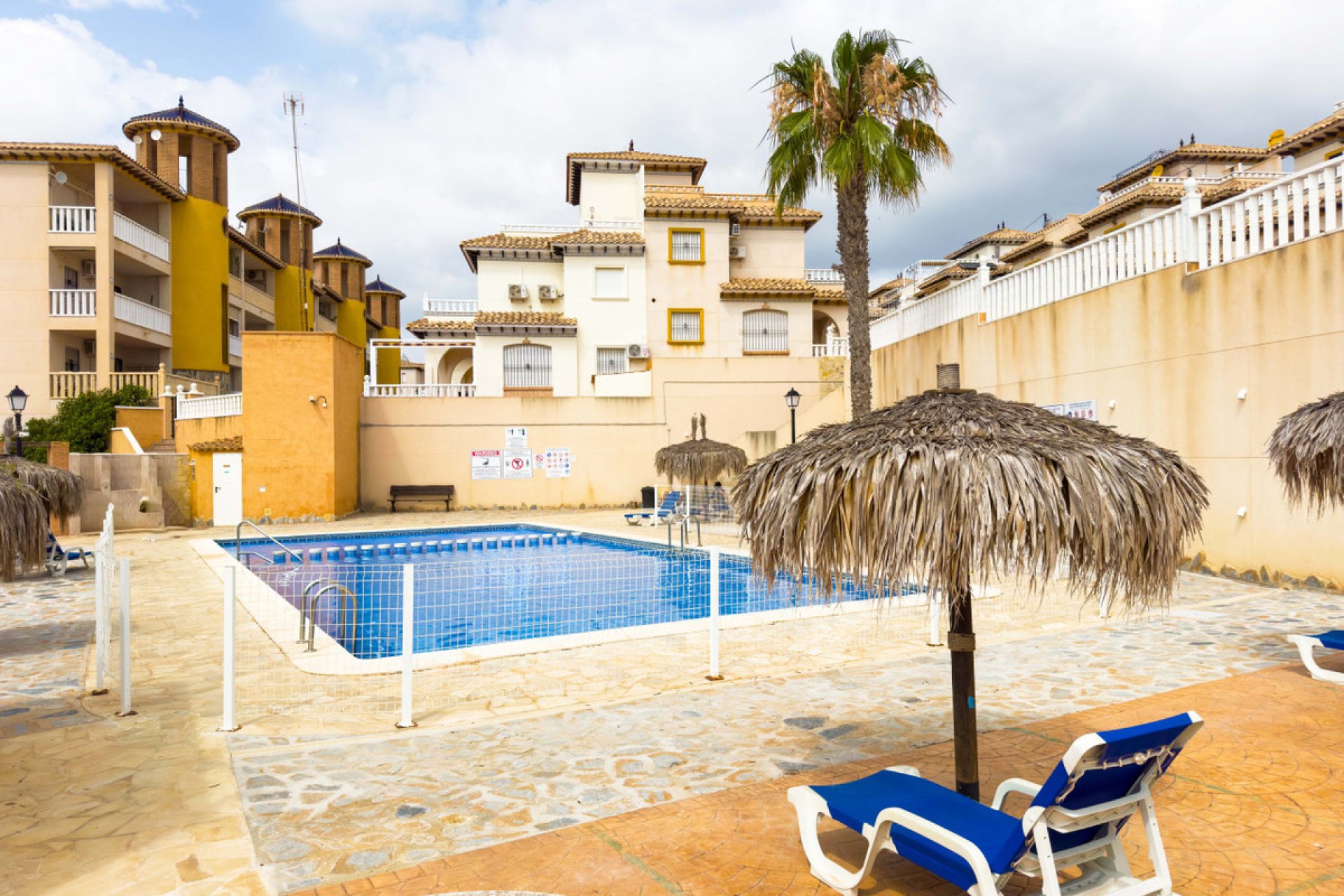 Resale - Apartment / flat -
Orihuela - Cabo Roig
