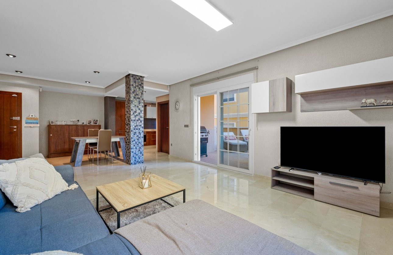 Resale - Apartment / flat -
Orihuela - Cabo Roig