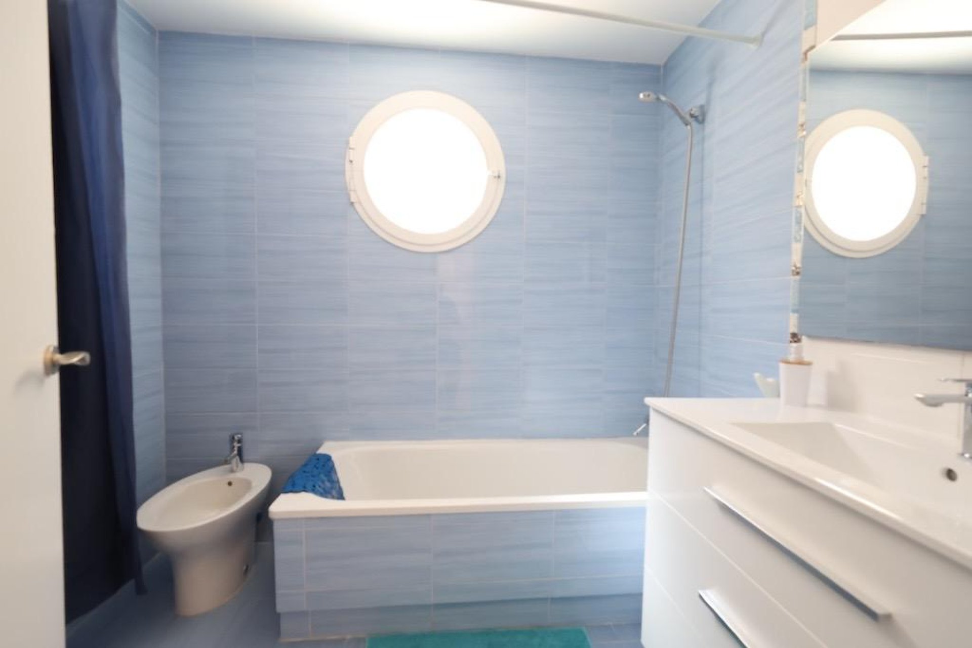 Resale - Apartment / flat -
Orihuela Costa - Campoamor