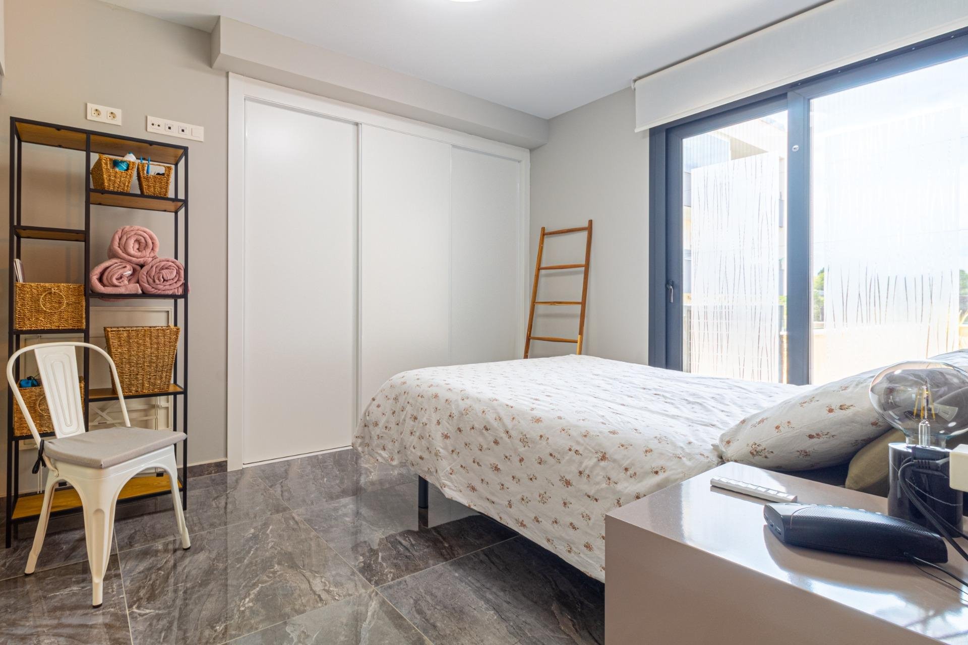 Resale - Apartment / flat -
Orihuela Costa - La Florida