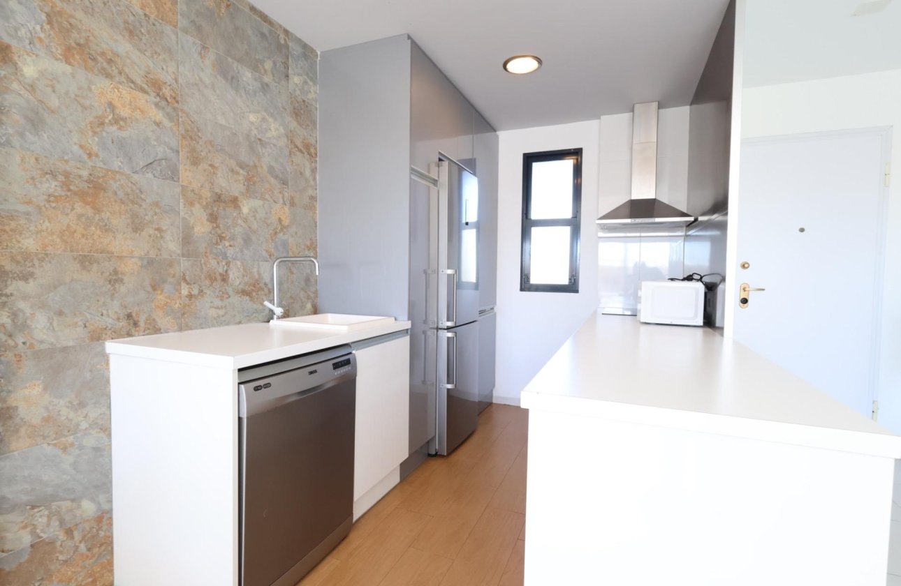 Resale - Apartment / flat -
Orihuela Costa - La Zenia