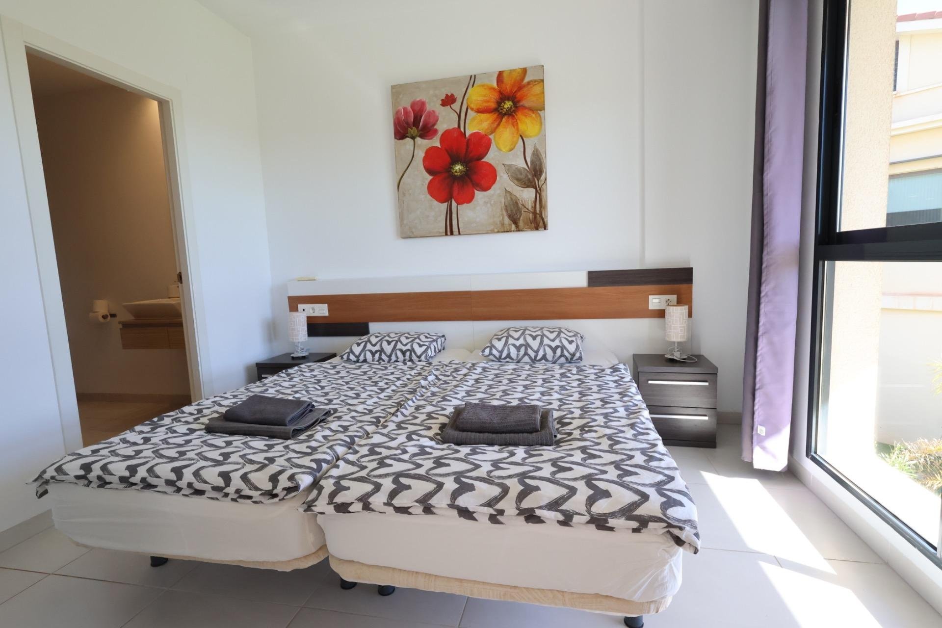 Resale - Apartment / flat -
Orihuela Costa - La Zenia