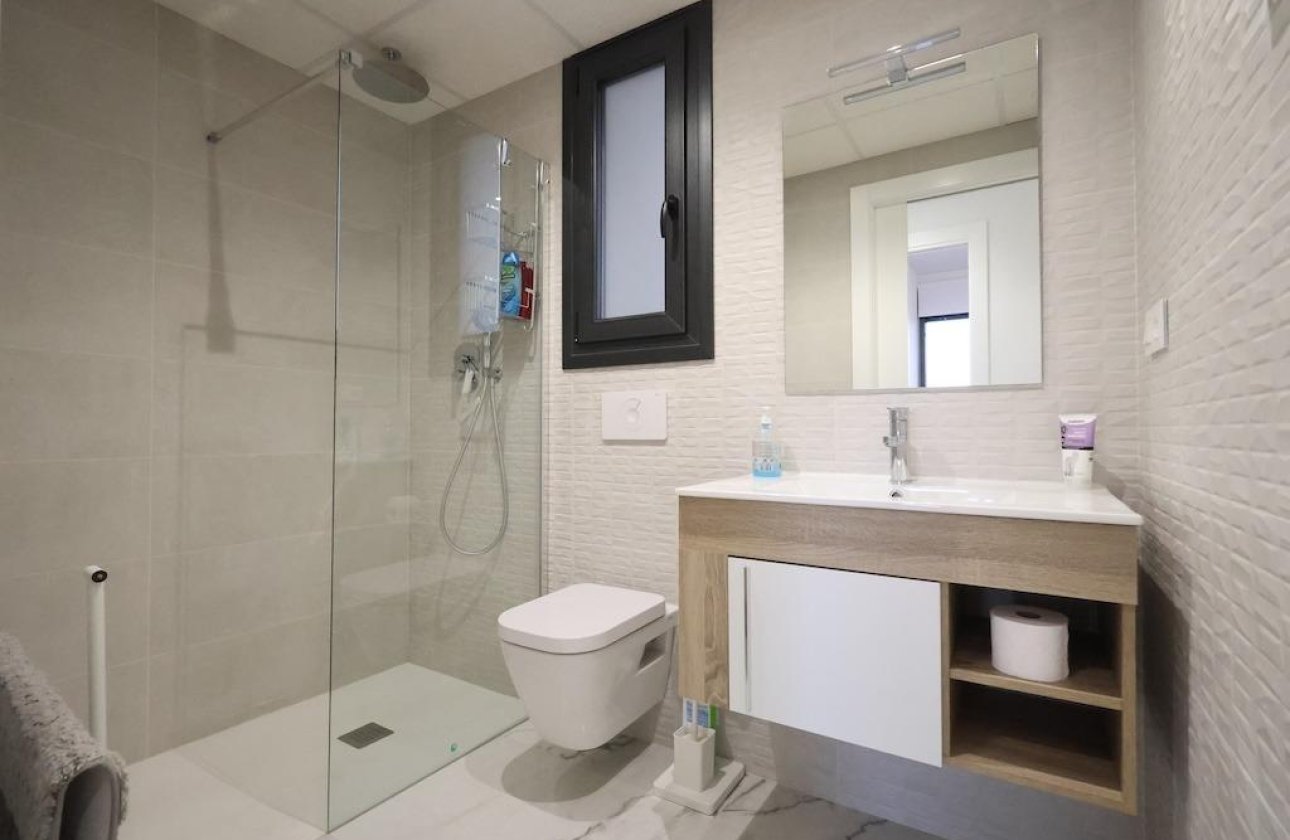 Resale - Apartment / flat -
Orihuela Costa - Punta Prima