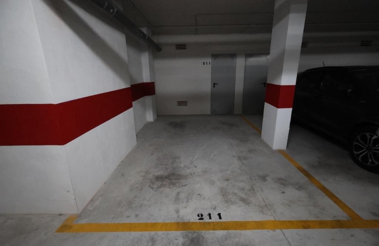 Resale - Apartment / flat -
Orihuela Costa - Punta Prima