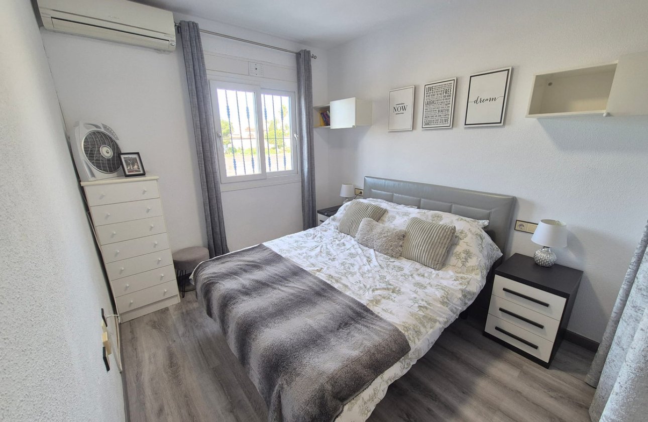 Resale - Apartment / flat -
Orihuela - La Florida