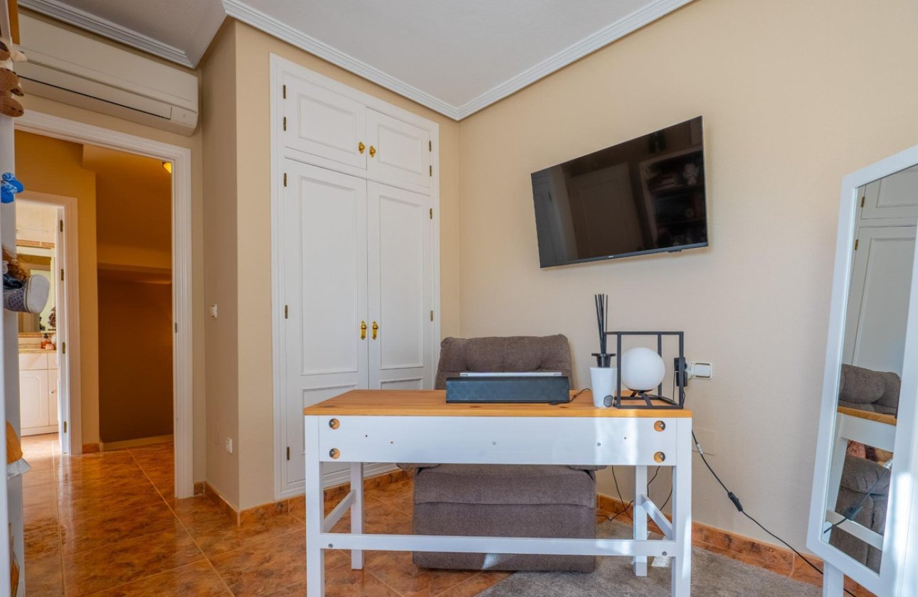 Resale - Apartment / flat -
Orihuela - La Regia