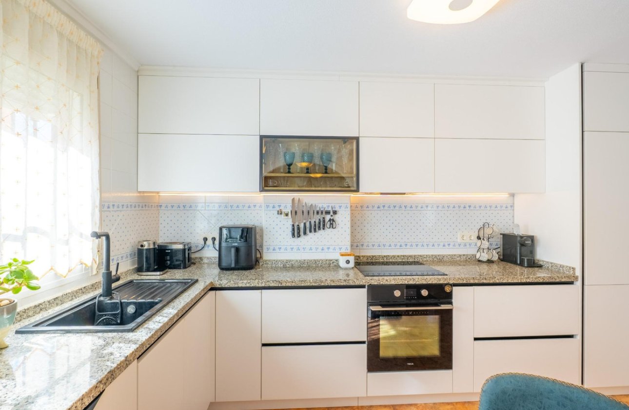 Resale - Apartment / flat -
Orihuela - La Regia