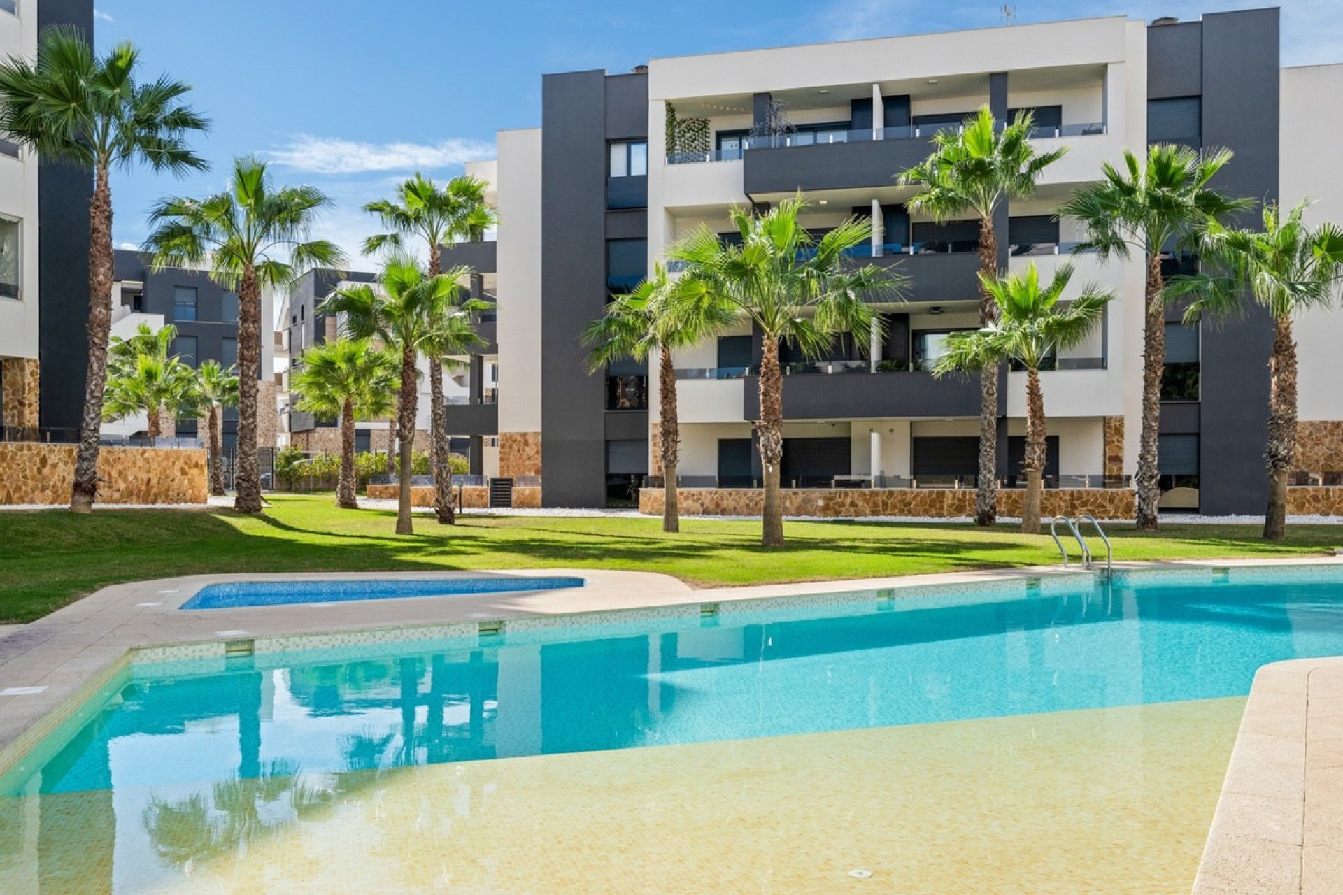Resale - Apartment / flat -
Orihuela - Los Altos