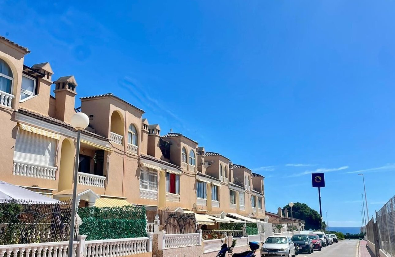 Resale - Apartment / flat -
Orihuela - Los Altos