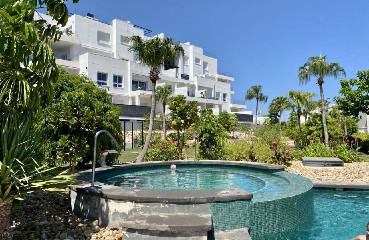 Resale - Apartment / flat -
Orihuela - Los Balcones