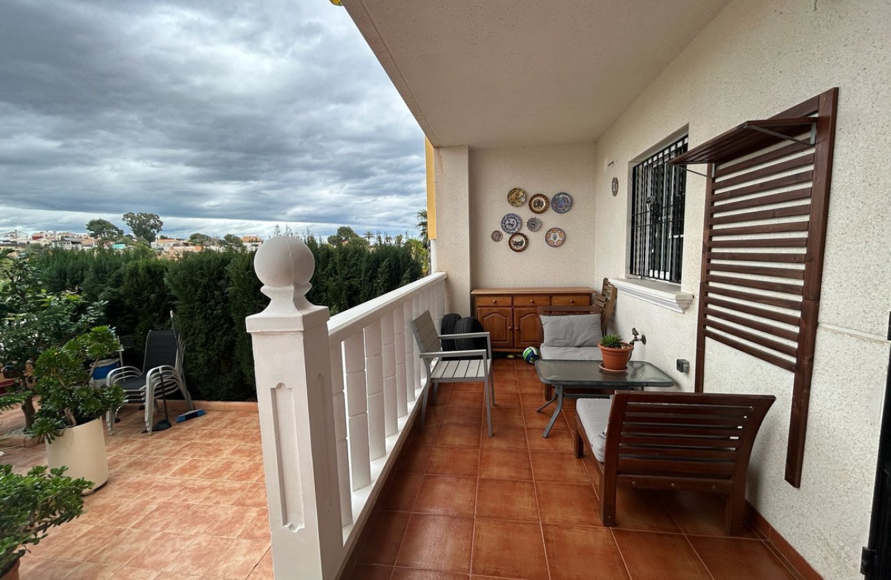 Resale - Apartment / flat -
Orihuela - Los Dolses