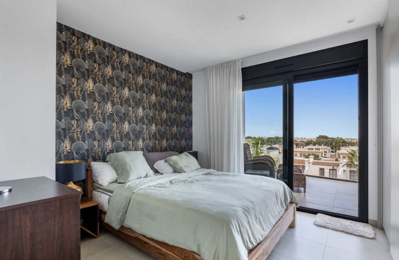 Resale - Apartment / flat -
Orihuela - Los Dolses