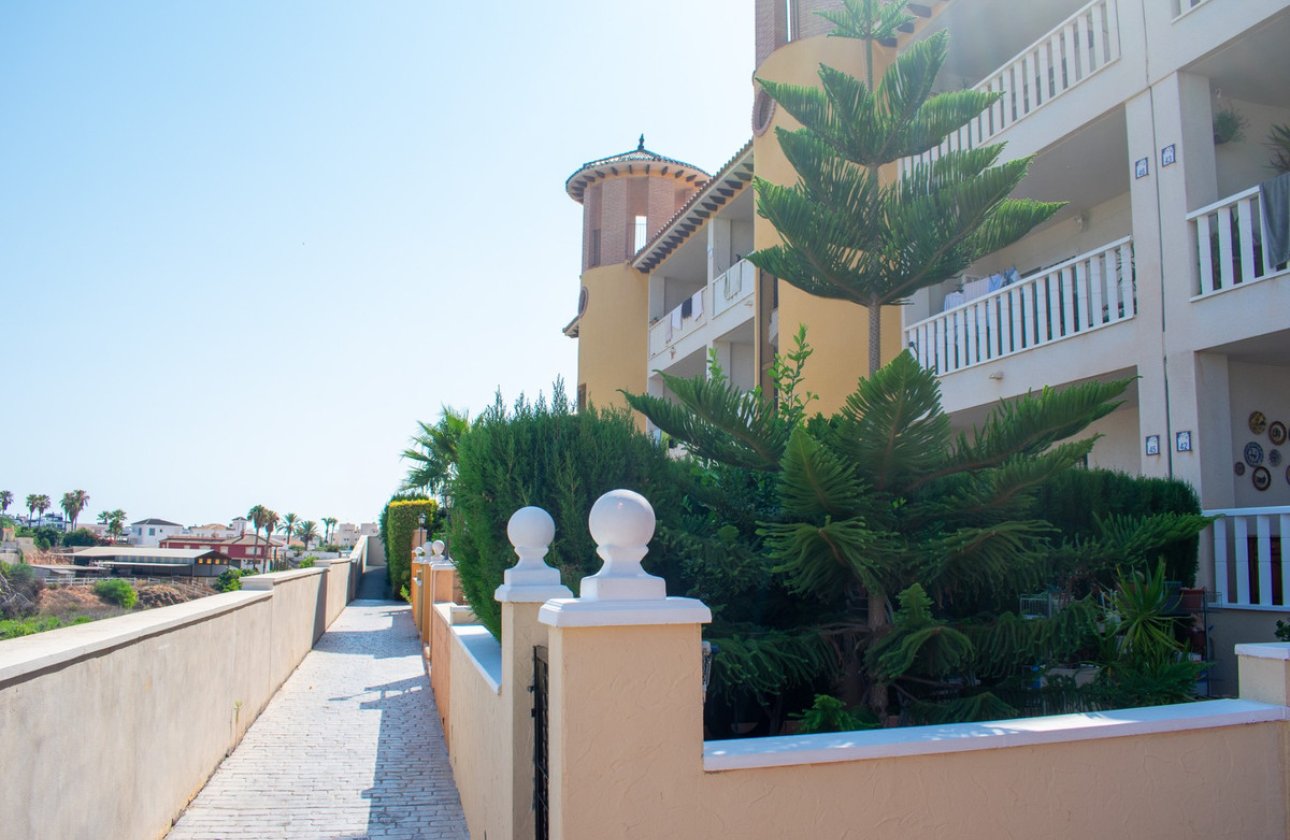 Resale - Apartment / flat -
Orihuela - Los Dolses